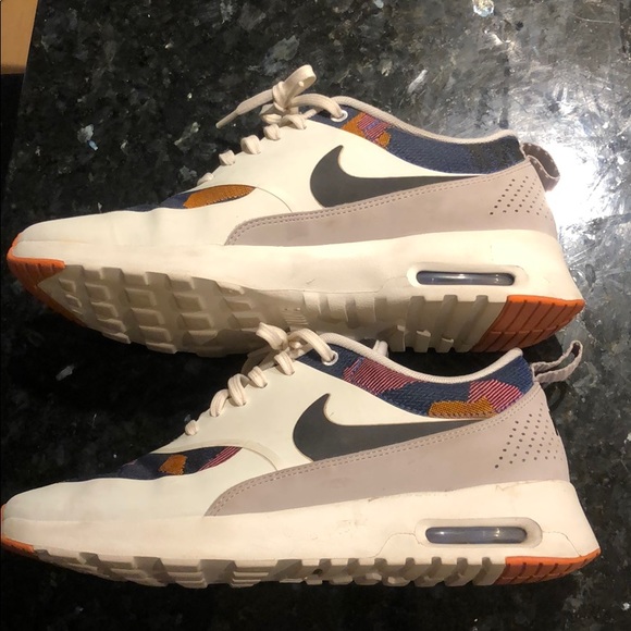 Nike Air Max Thea. Size 8.5 - Picture 2 of 6